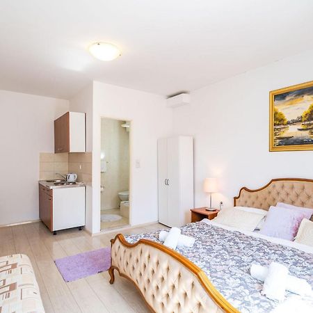 Deluxe Rooms With A Terrace View At Old City Gate Ragusa Esterno foto