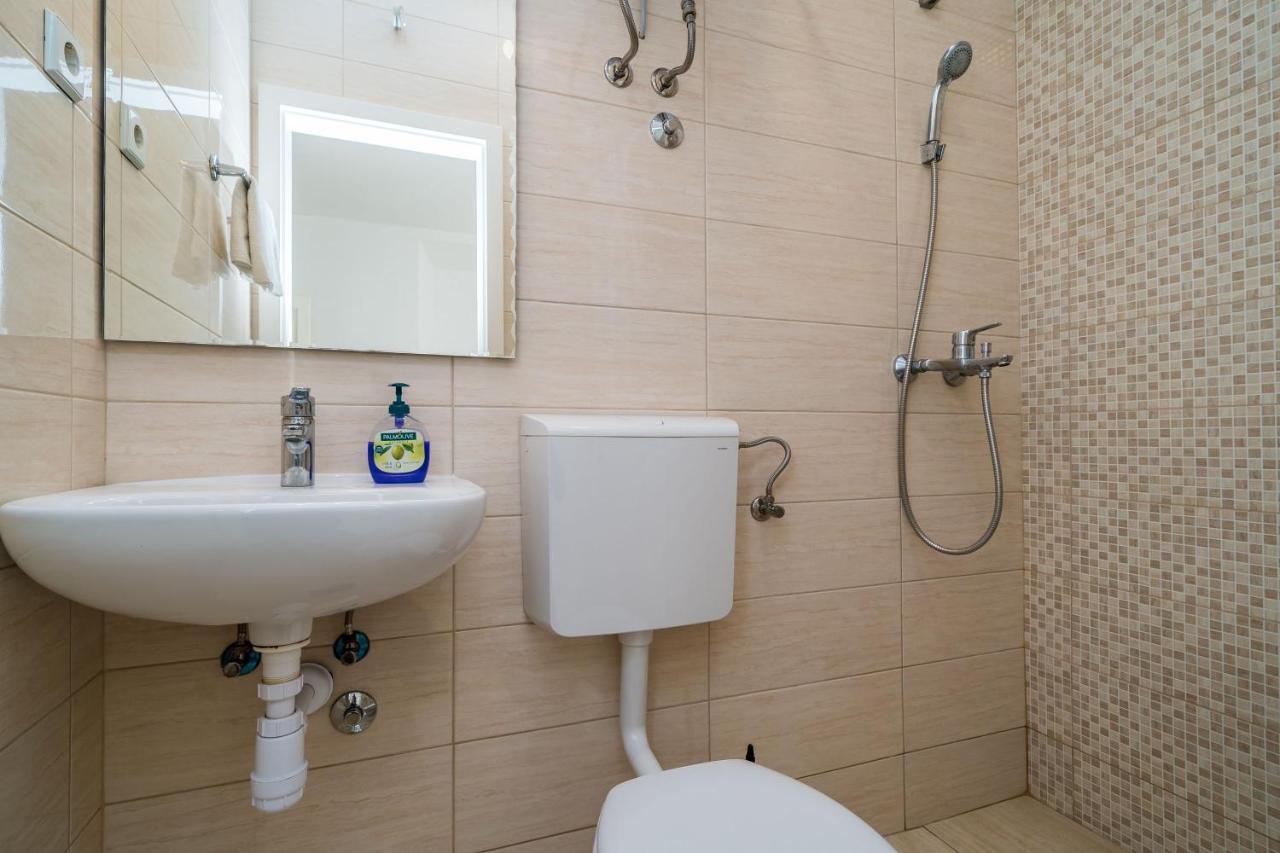 Deluxe Rooms With A Terrace View At Old City Gate Ragusa Esterno foto