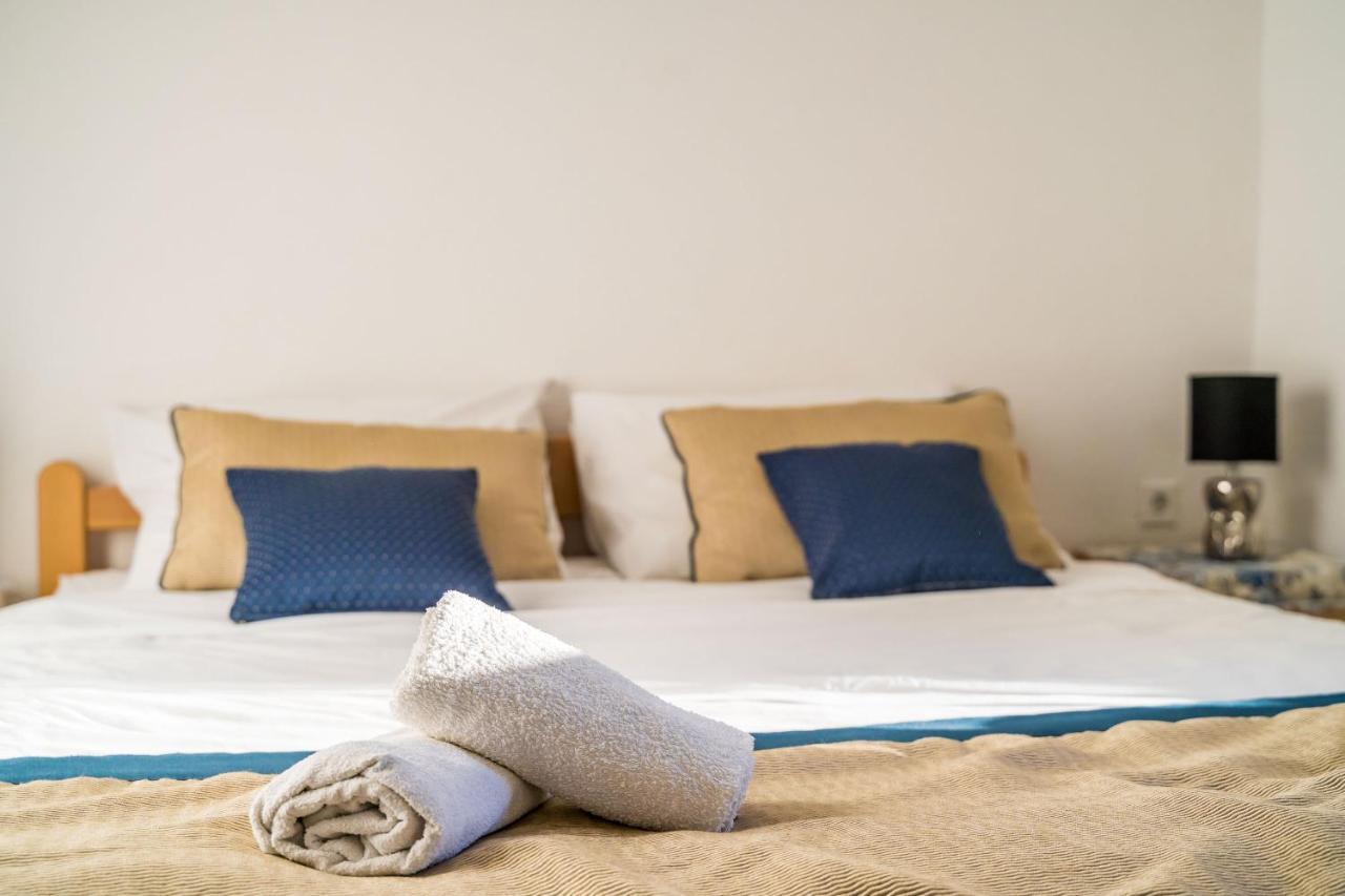 Deluxe Rooms With A Terrace View At Old City Gate Ragusa Esterno foto