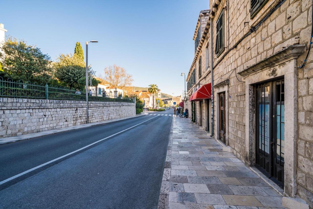 Deluxe Rooms With A Terrace View At Old City Gate Ragusa Esterno foto