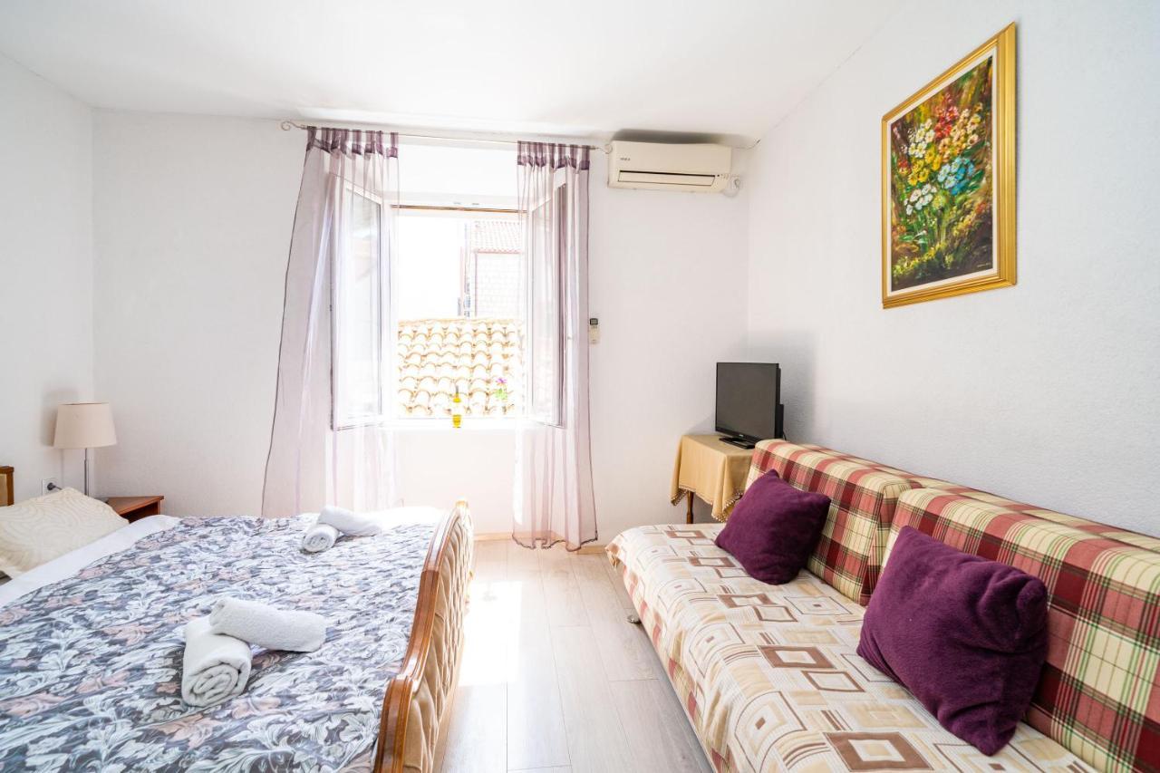 Deluxe Rooms With A Terrace View At Old City Gate Ragusa Esterno foto