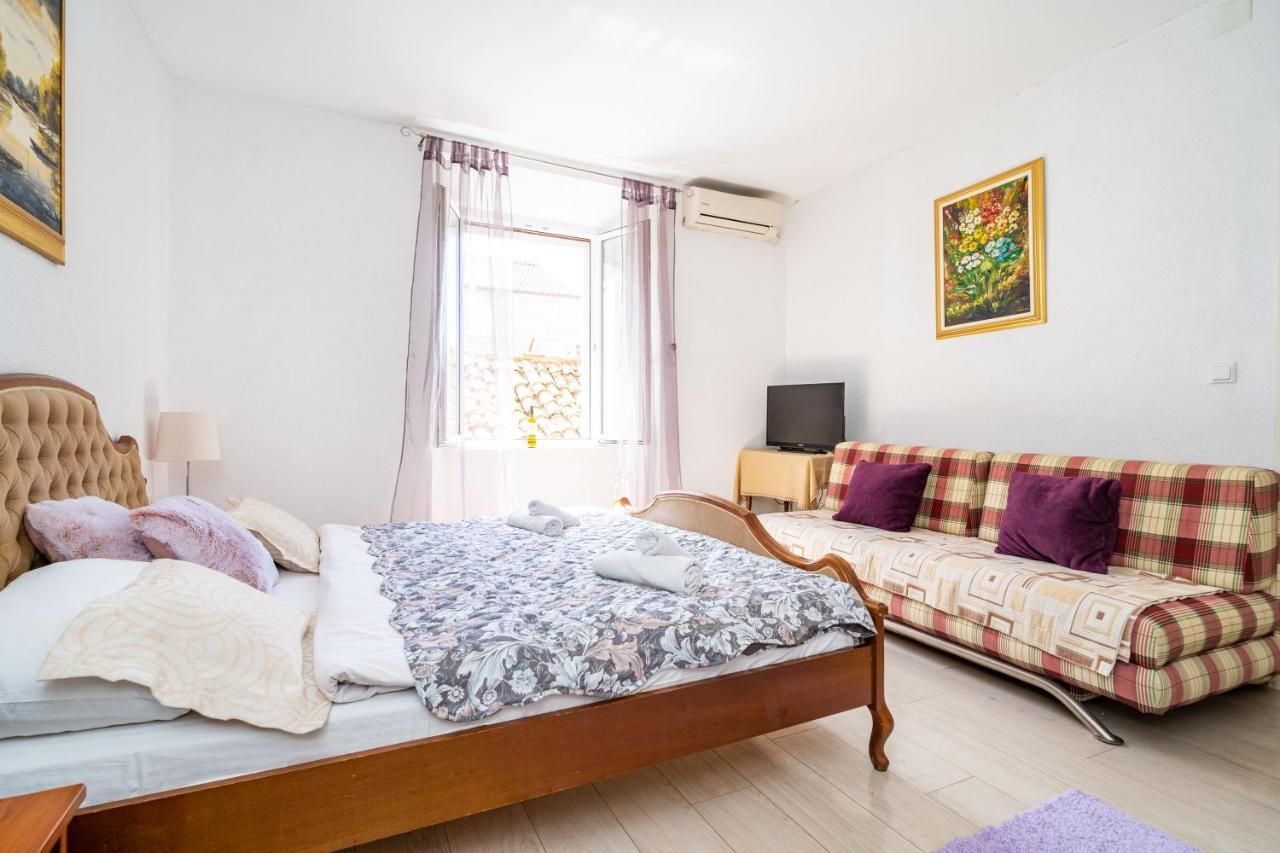 Deluxe Rooms With A Terrace View At Old City Gate Ragusa Esterno foto