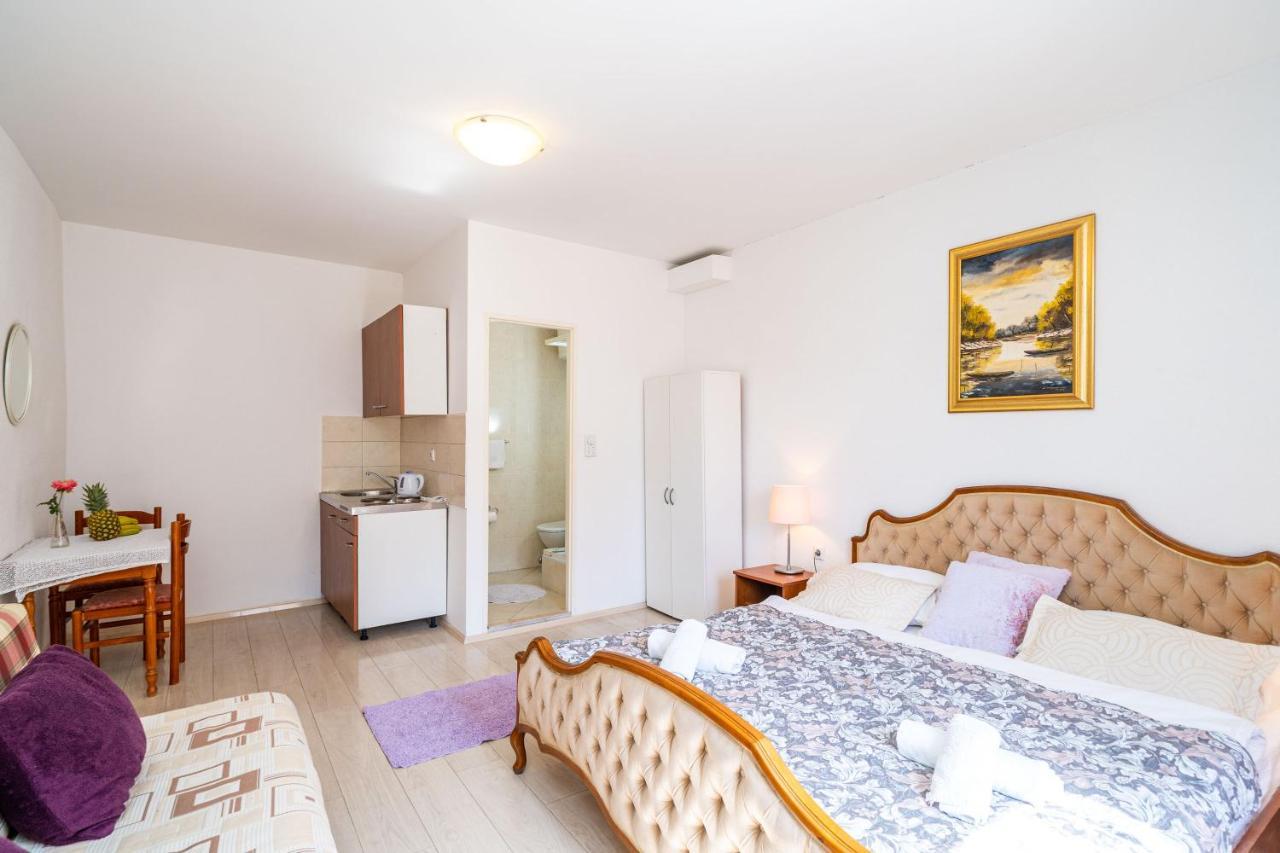 Deluxe Rooms With A Terrace View At Old City Gate Ragusa Esterno foto